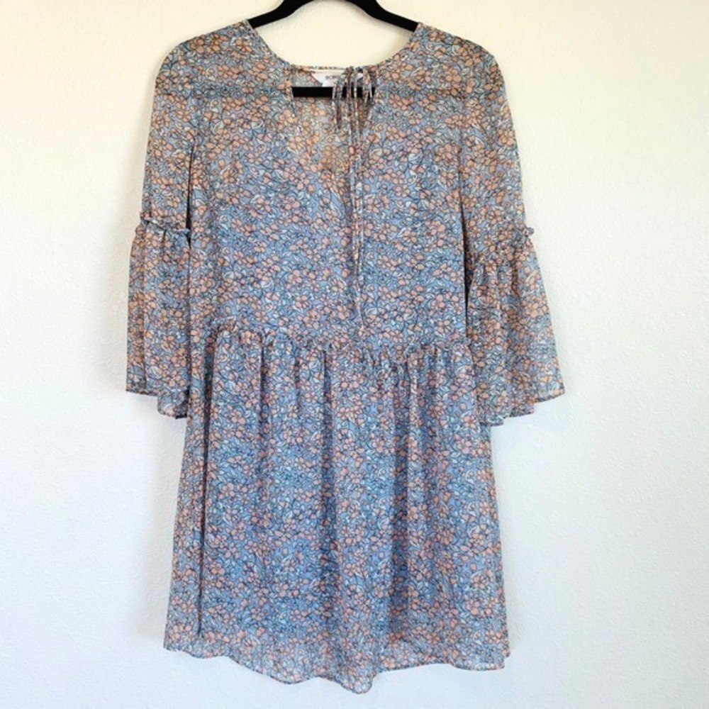 BCBGeneration XS Blue Peach Floral Mini Tie Neck